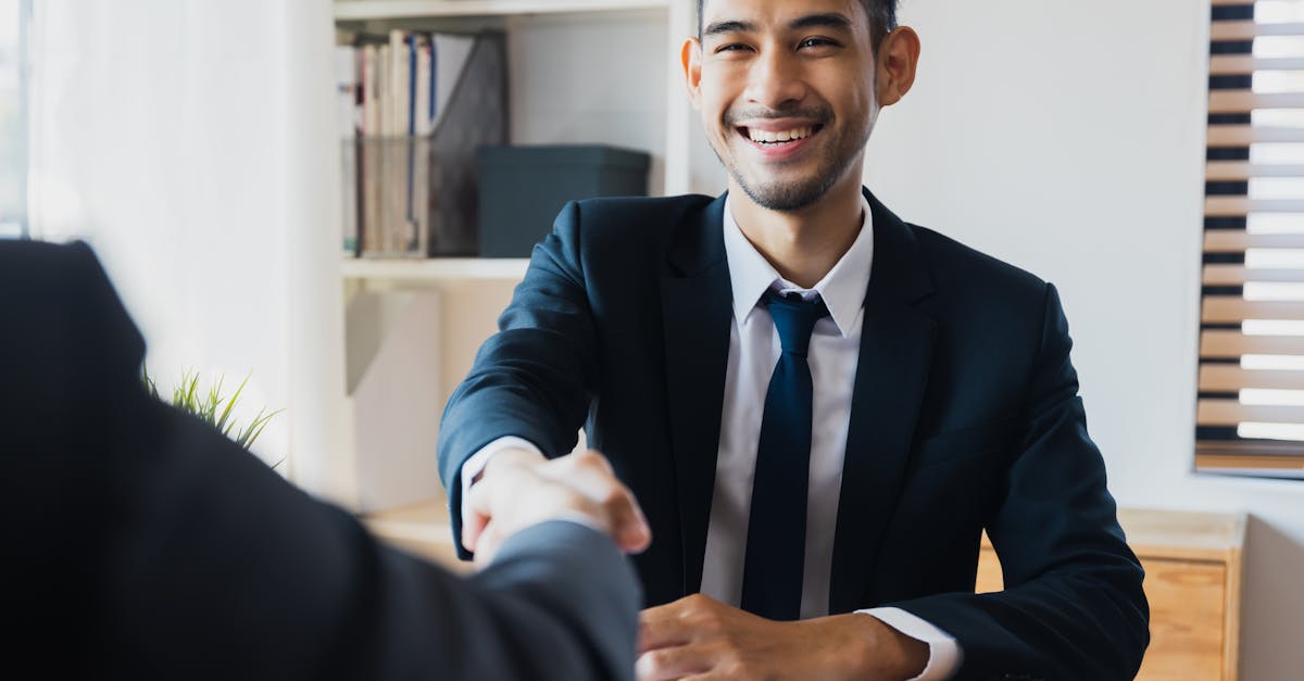 修魔世界：注册公司代理平台注意事项